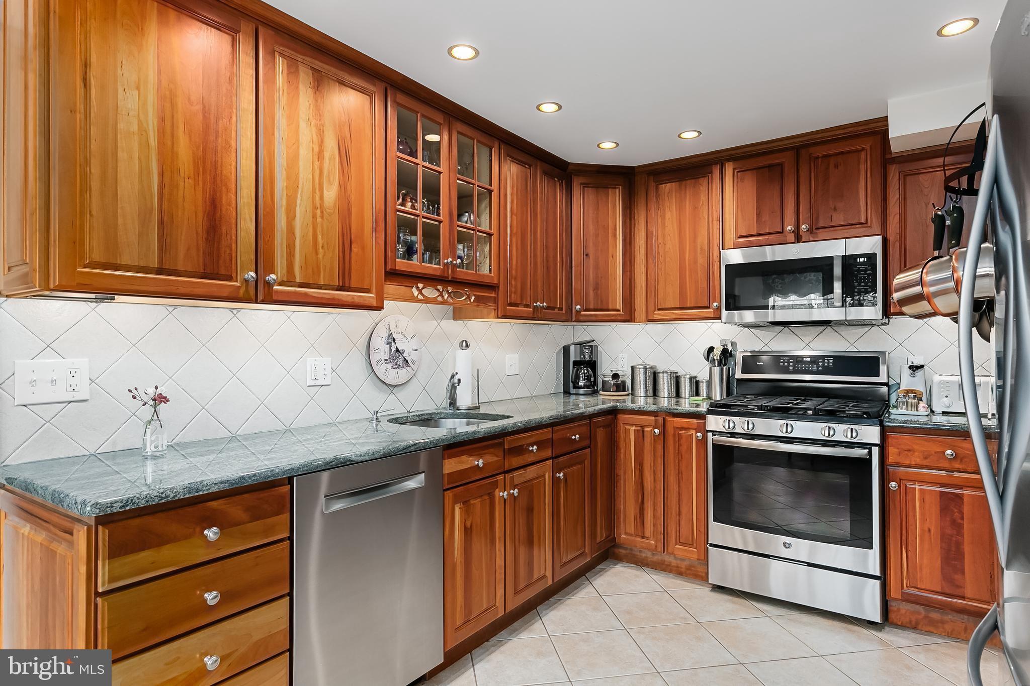 181 Westover Drive Delran, NJ 08075 - Photo 16 of 53