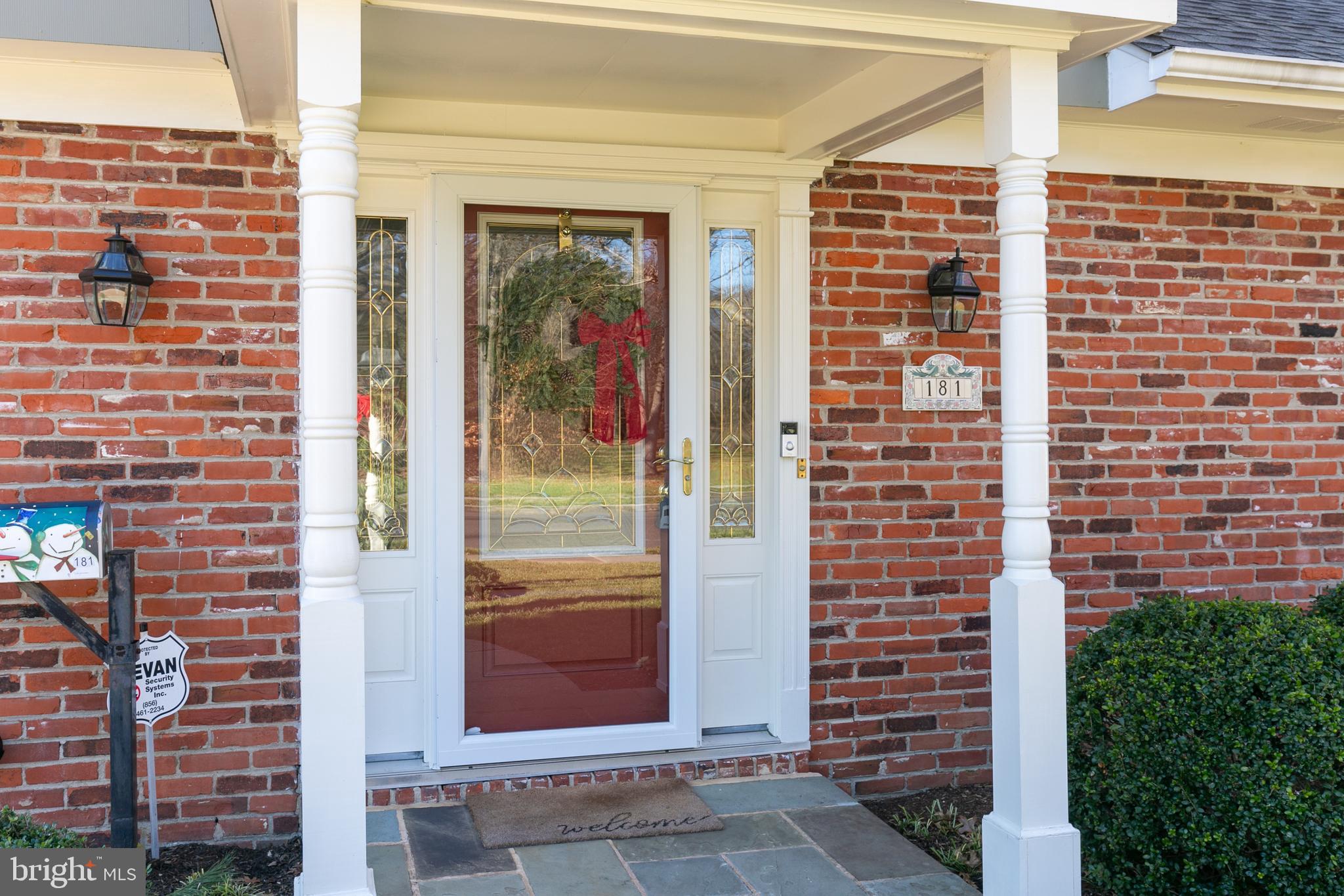 181 Westover Drive Delran, NJ 08075 - Photo 3 of 53