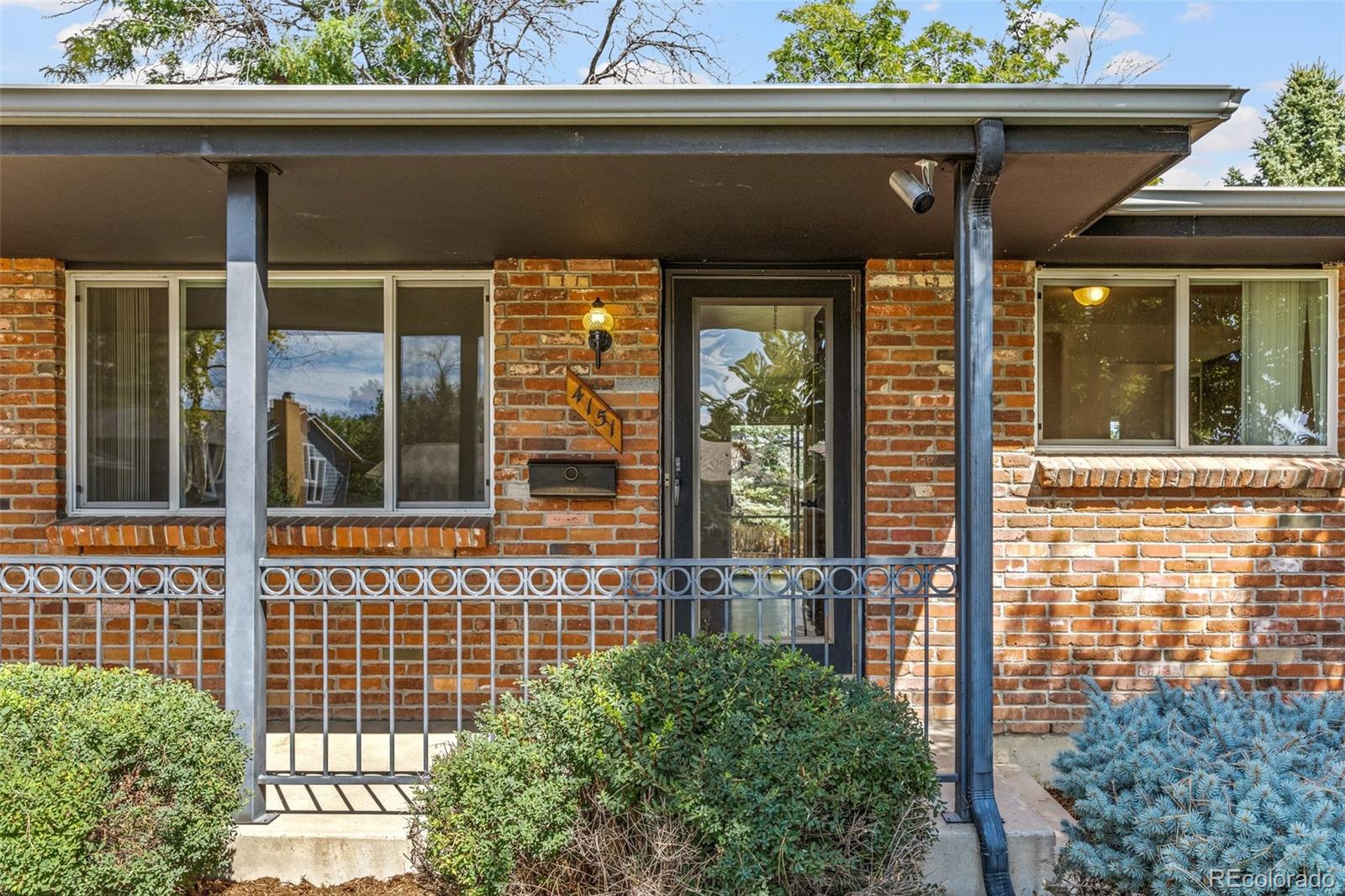 4151 West Rice Place Denver, CO 80236 - Photo 4 of 34 Gallery Image 4