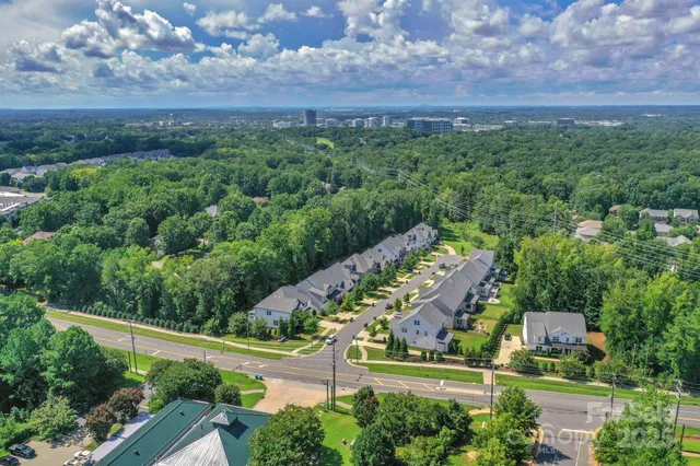 $1,270,000 | 7203 Bellera Court, Charlotte, NC 28277