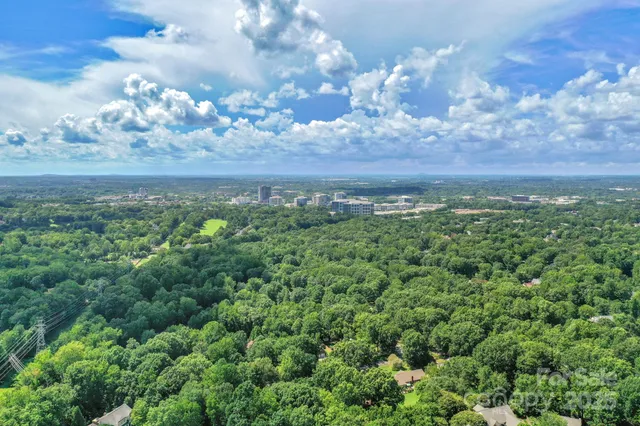 $1,270,000 | 7203 Bellera Court, Charlotte, NC 28277