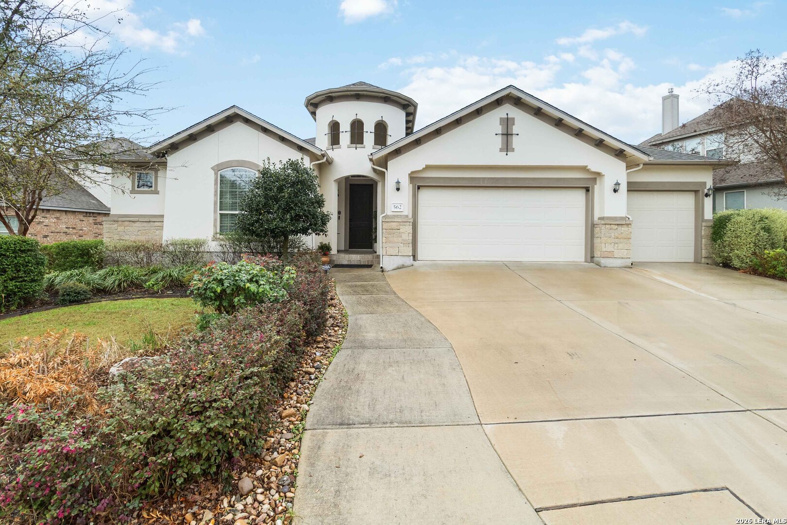 562 Singing Creek Spring Branch, TX 78070 - Photo 2 of 50