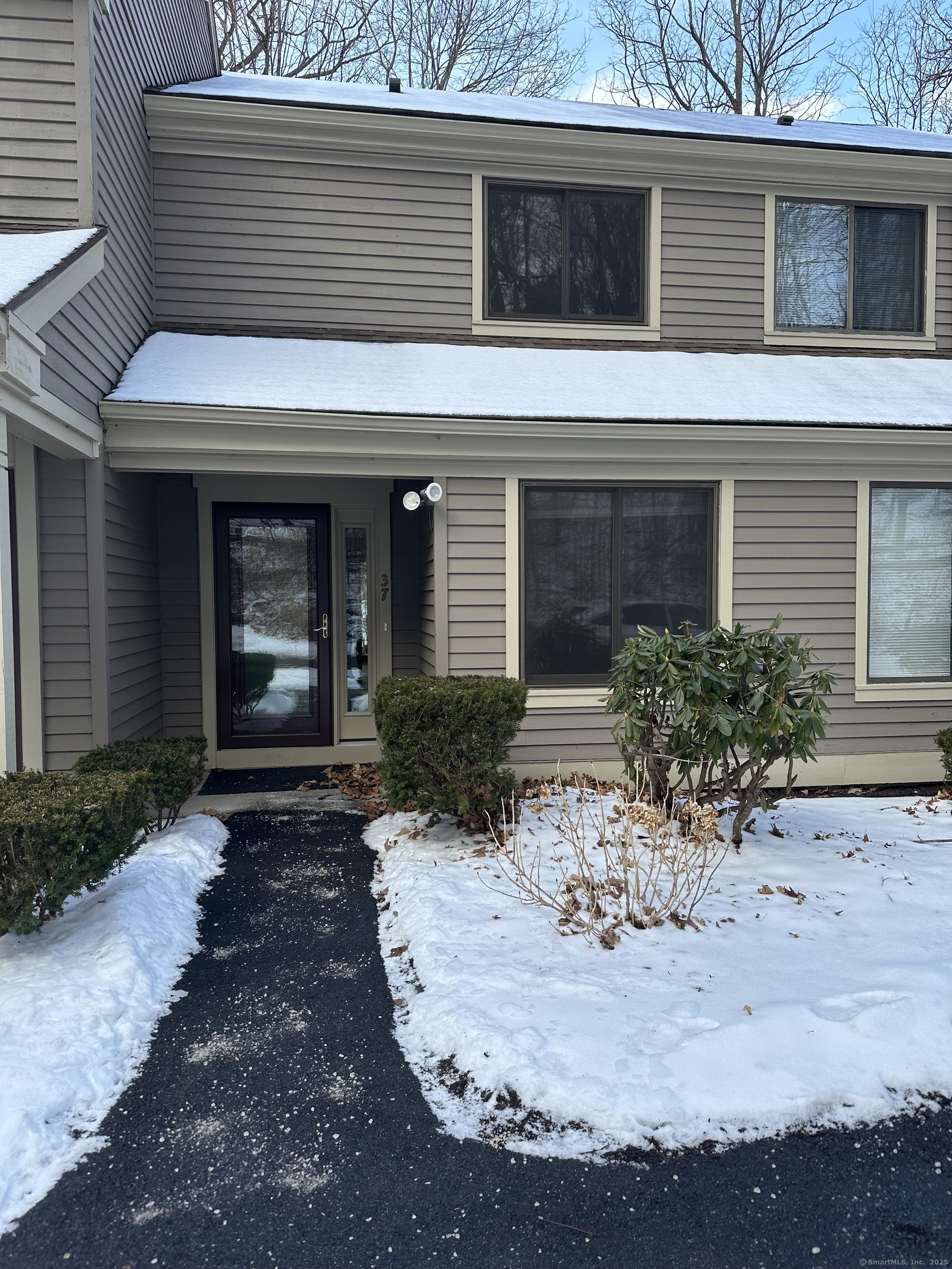 37 Riveredge Drive, Unit 37 Winsted, CT 06098 - Photo 1 of 1