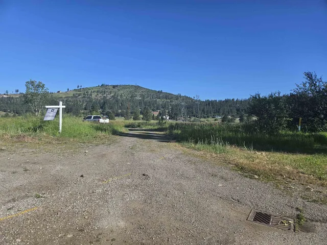 $300,000 | 24225 East Rosewood Avenue, Newman Lake, WA 99025