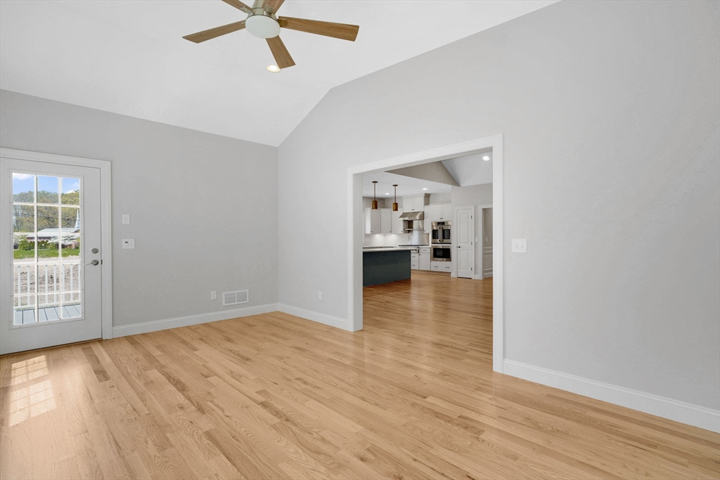 46 Liberty Lane Enfield, CT 06082 - Photo 14 of 25