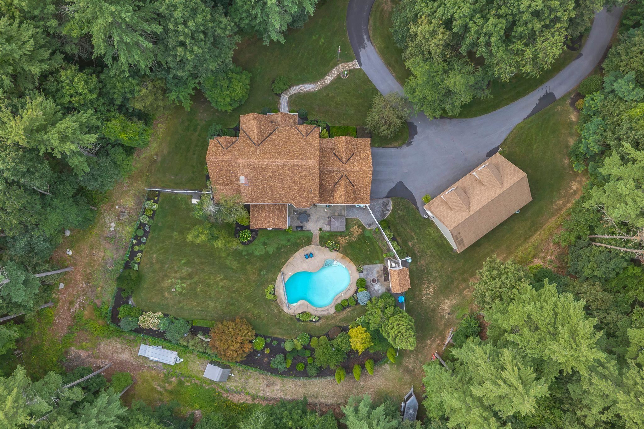 232 Gulf Road Dover, NH 03820 - Photo 18 of 60 Gallery Image 18