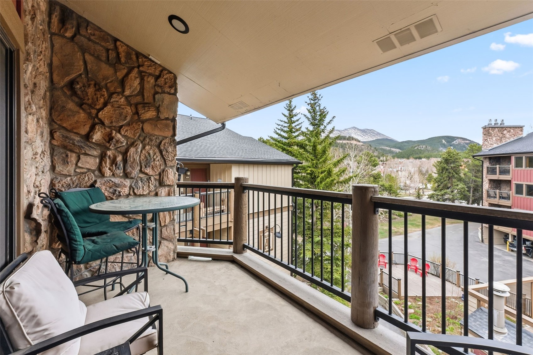 325 Four Oclock Road, Unit C301 Breckenridge, CO 80424 - Photo 18 of 26 Gallery Image 18