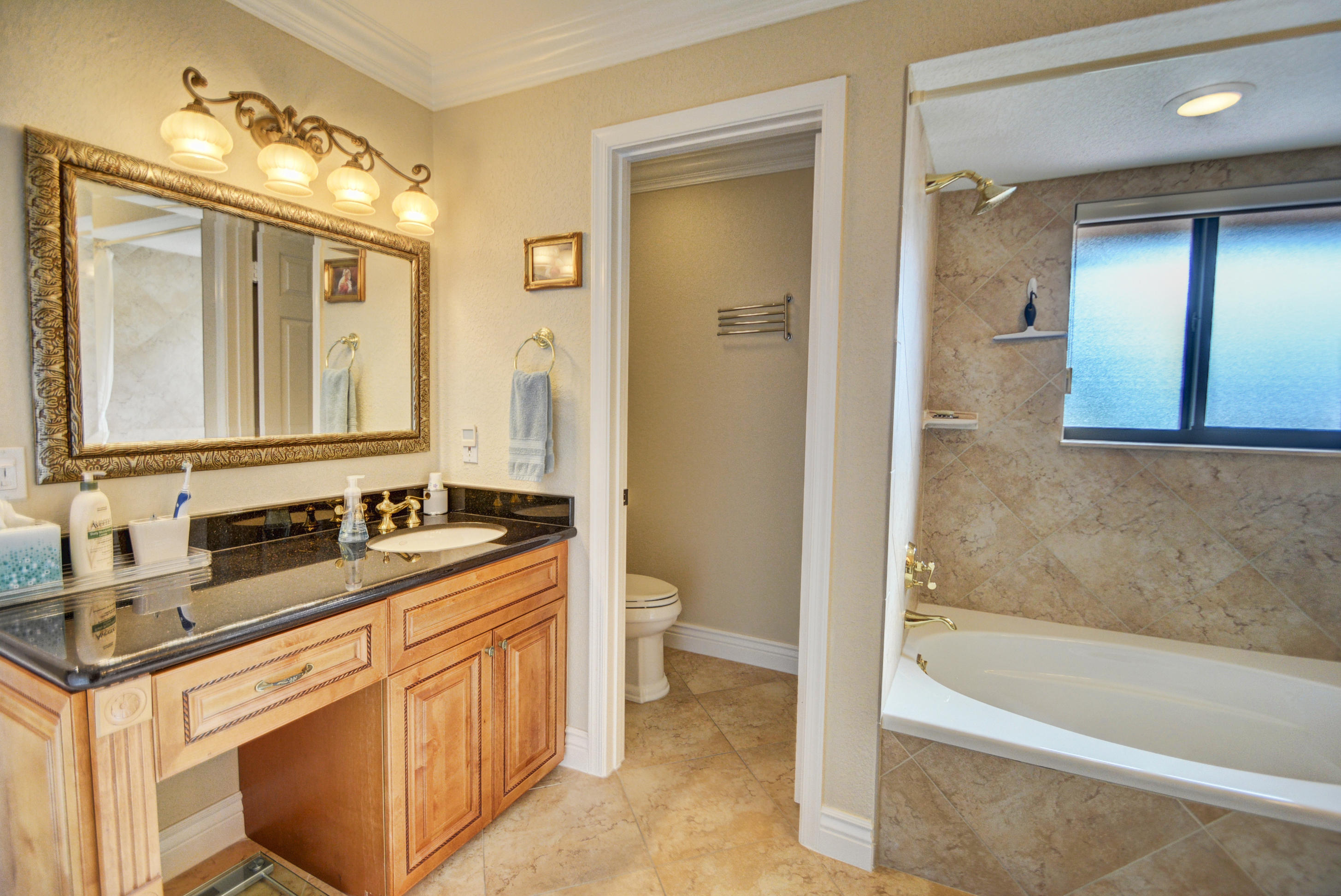 5550 Coach House Circle, Unit G Boca Raton, FL 33486 - Photo 14 of 26 DSC_4789_90_91_92_93