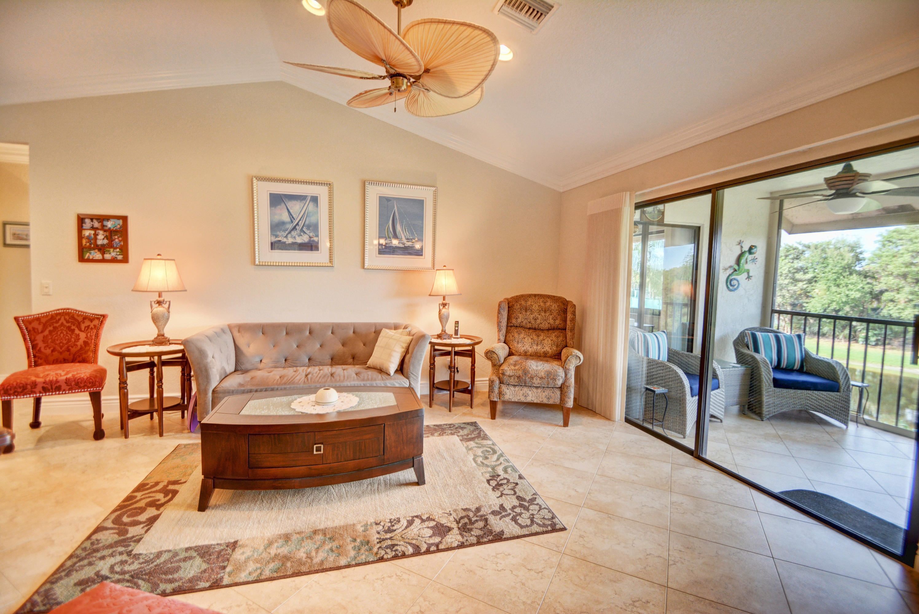 5550 Coach House Circle, Unit G Boca Raton, FL 33486 - Photo 10 of 26 DSC_4754_5_6_7_8