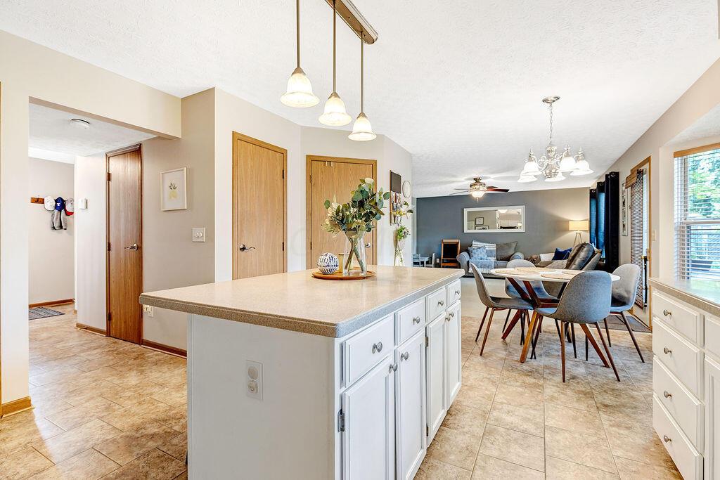 655 Ridenour Road Columbus, OH 43230 - Photo 27 of 78 Gallery Image 27
