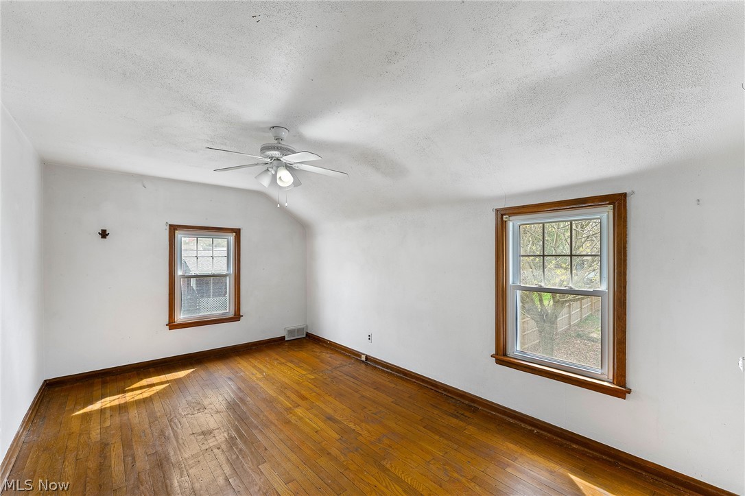 819 Niles Vienna Road Niles, OH 44446 - Photo 24 of 29