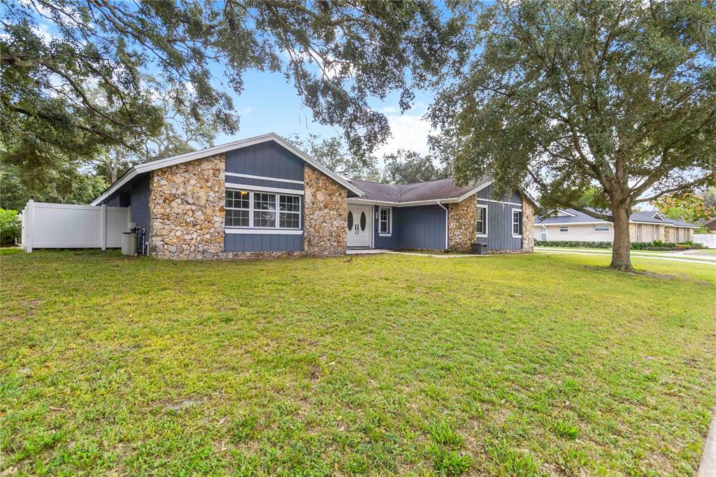 805 Leopard Trail Winter Springs, FL 32708 - Photo 2 of 43