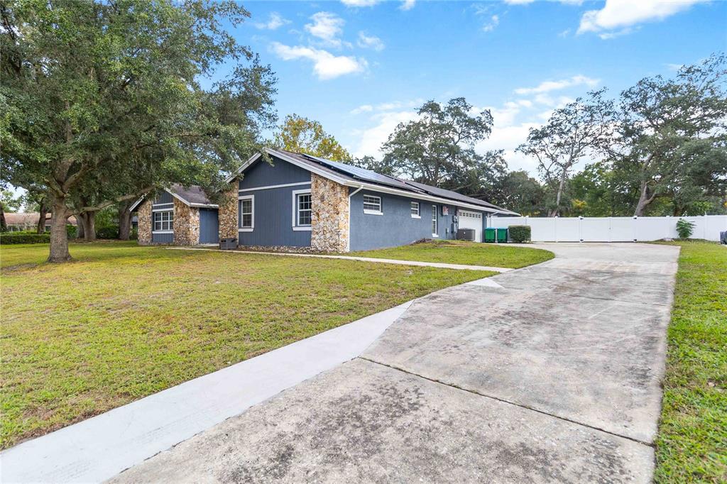 805 Leopard Trail Winter Springs, FL 32708 - Photo 3 of 43