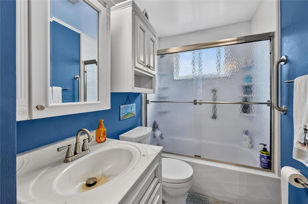 841 Blue Ridge Road Pittsburgh, PA 15239 - Photo 13 of 17 Gallery Image 13