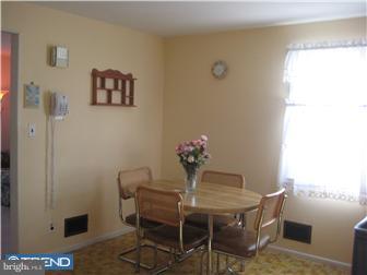 91 Hempstead Road Hamilton, NJ 08610 - Photo 4 of 8 Kitchen