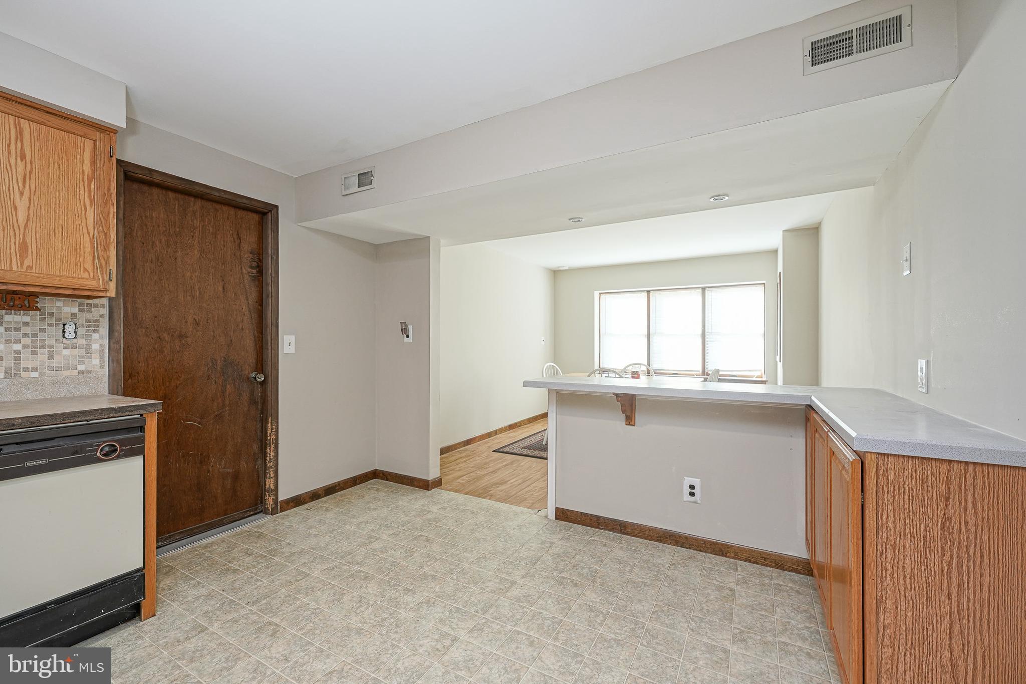 79 Winfield Road Sicklerville, NJ 08081 - Photo 23 of 34