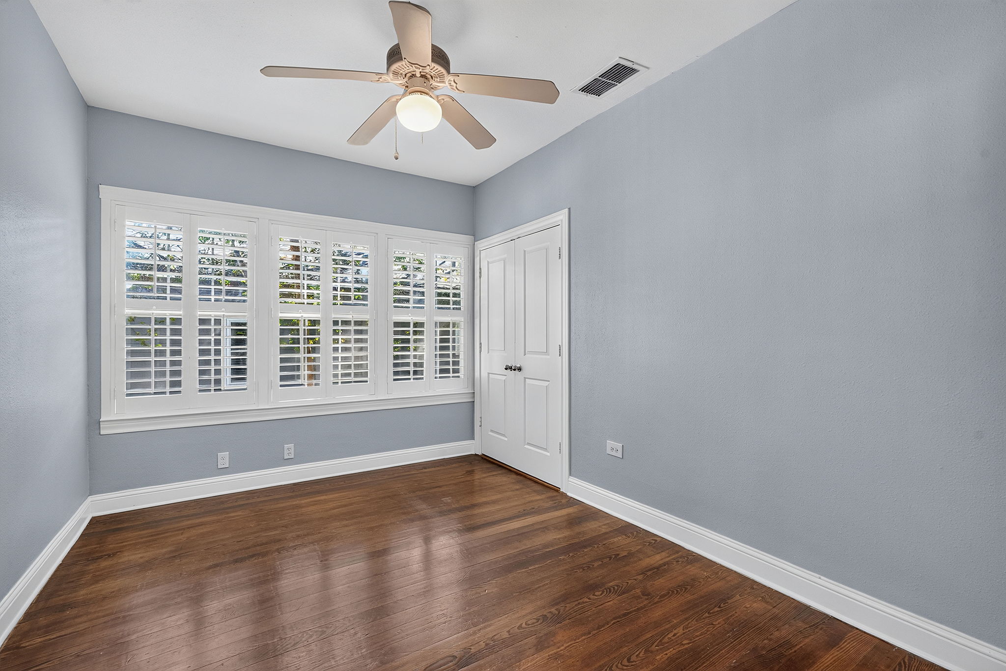 1710 Wethersfield Road, Unit 1 Austin, TX 78703 - Photo 24 of 29 Bedroom 2