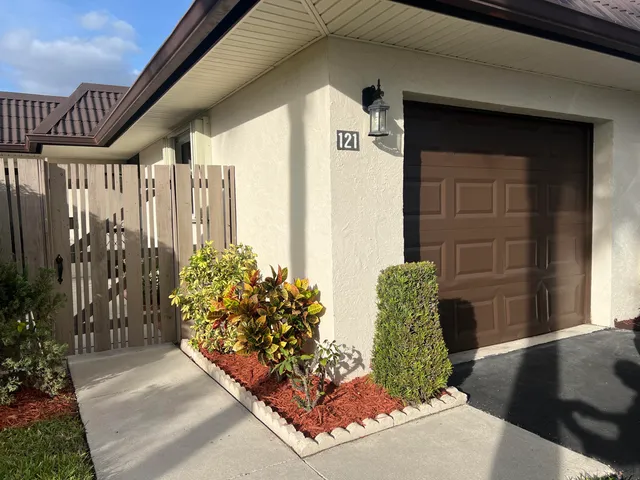 a view of a entryway door of the house