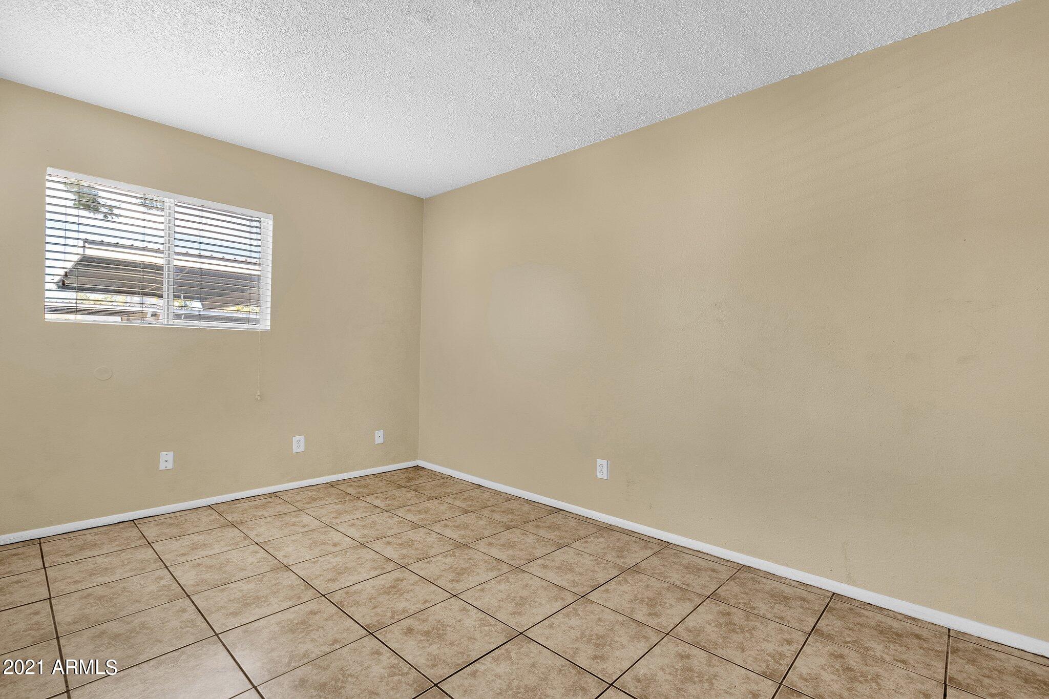 720 South Dobson Road, Unit 10 Mesa, AZ 85202 - Photo 16 of 22 18-web-or-mls-720-s-dobson-rd-unit-10