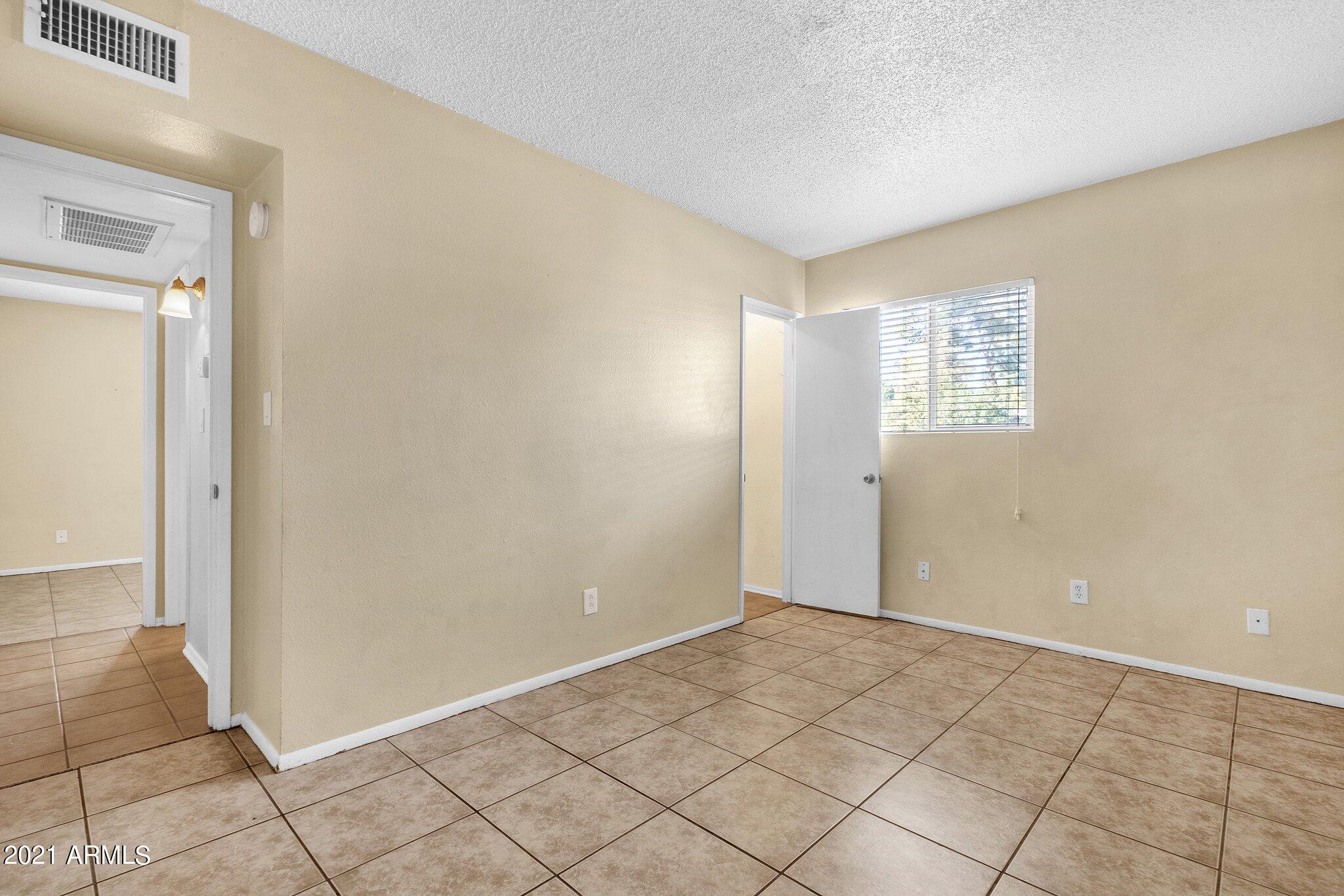720 South Dobson Road, Unit 10 Mesa, AZ 85202 - Photo 18 of 22 19-web-or-mls-720-s-dobson-rd-unit-10