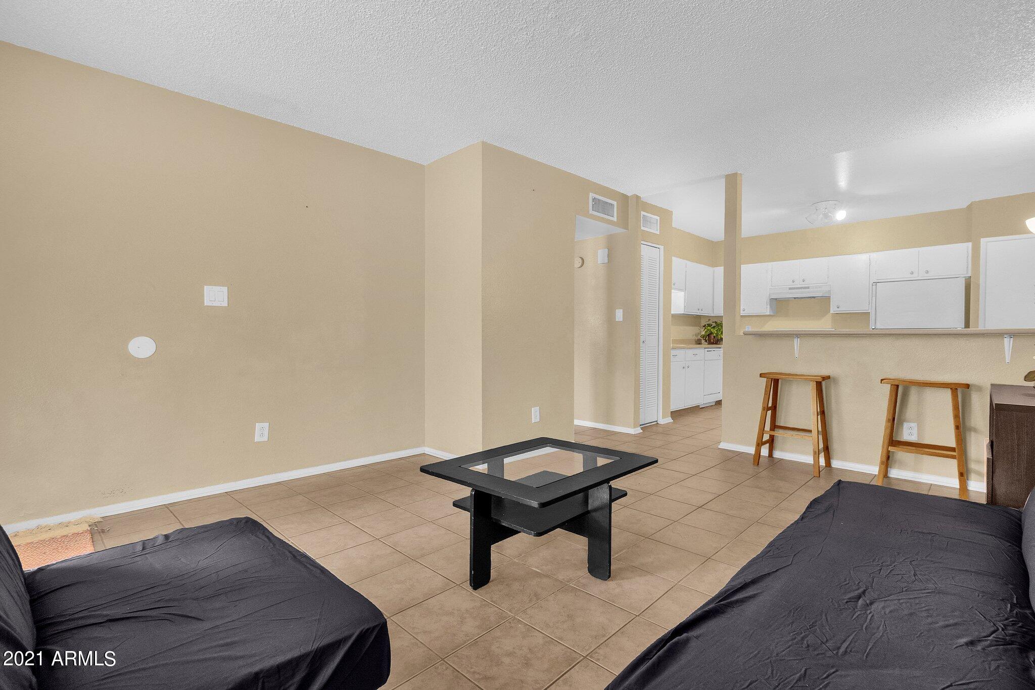 720 South Dobson Road, Unit 10 Mesa, AZ 85202 - Photo 10 of 22 11-web-or-mls-720-s-dobson-rd-unit-10