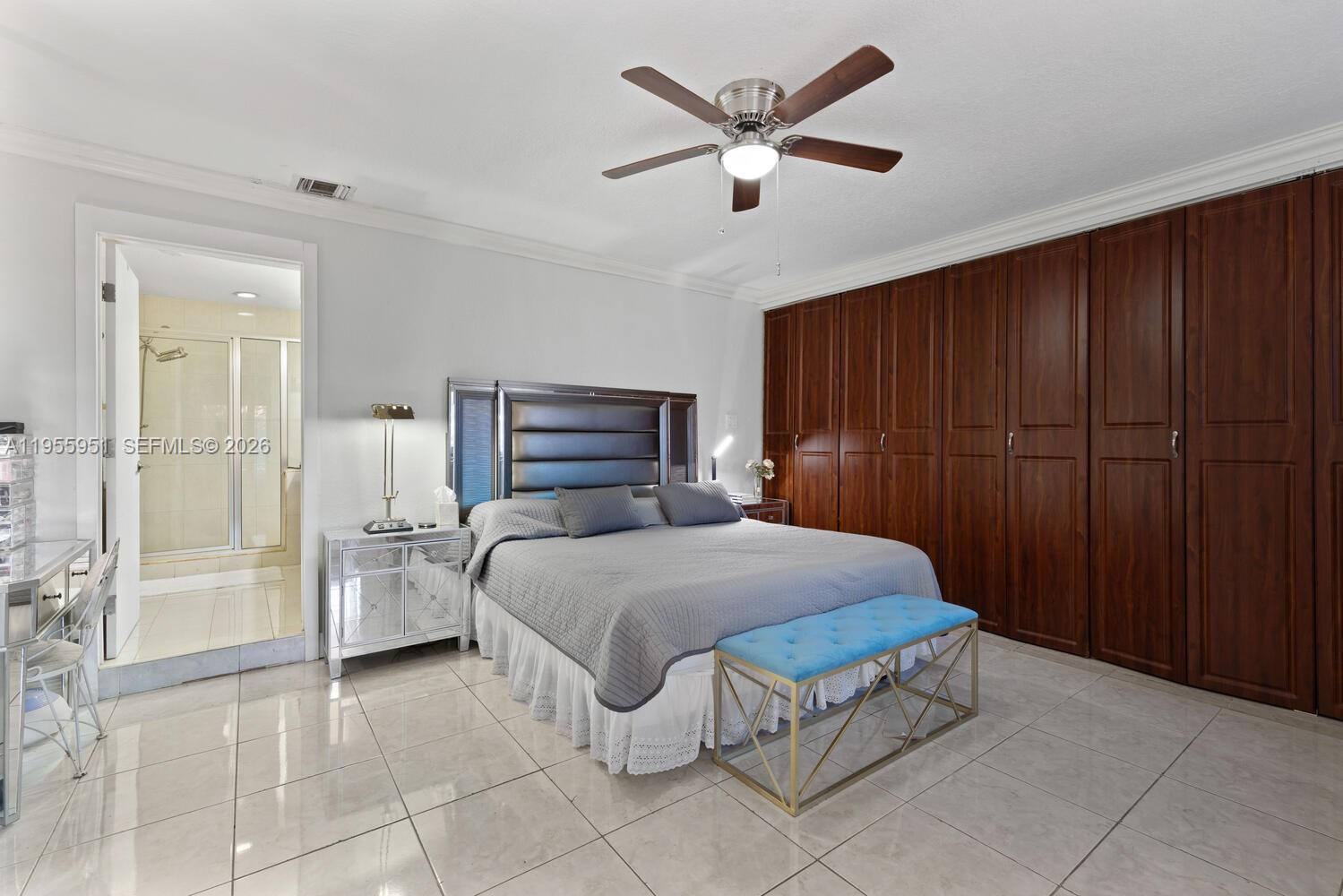 6423 Southwest 107th Place Miami, FL 33173 - Photo 14 of 40