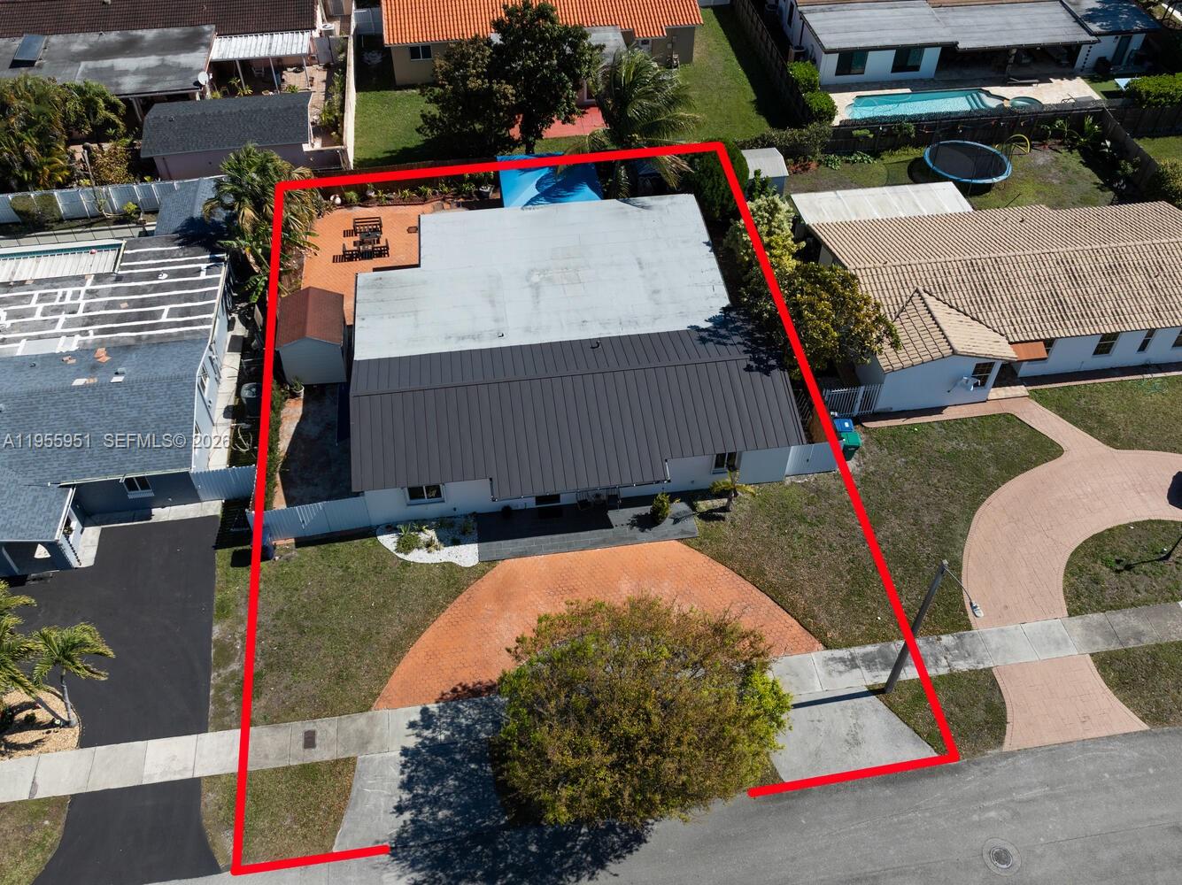 6423 Southwest 107th Place Miami, FL 33173 - Photo 28 of 40