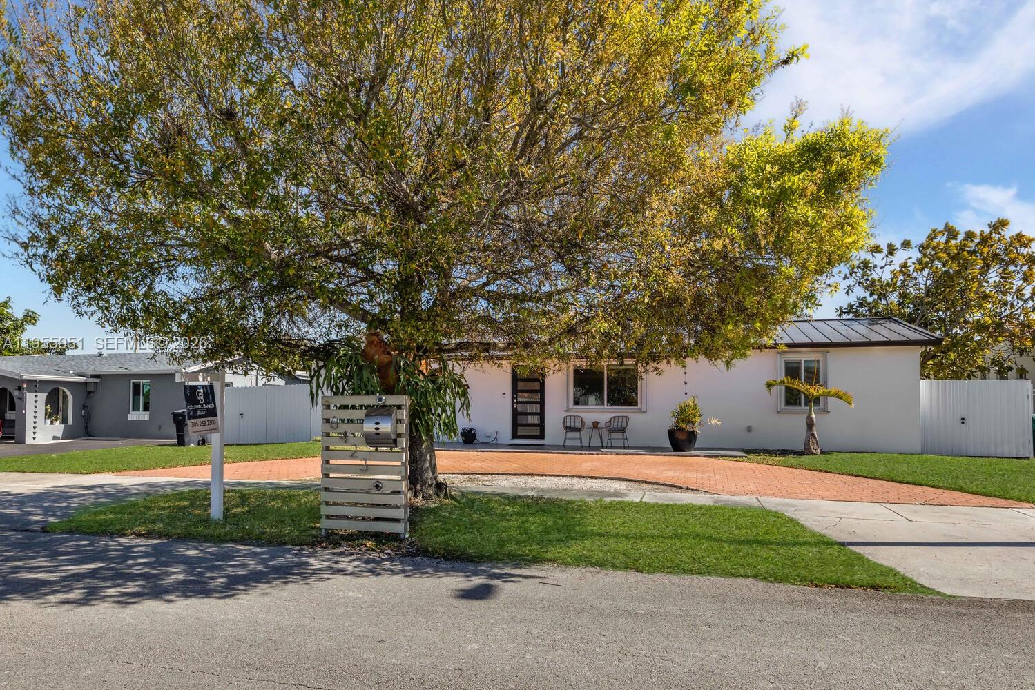 6423 Southwest 107th Place Miami, FL 33173 - Photo 30 of 40