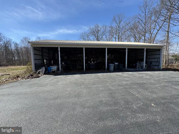 $1,100,000 | 174 Pine Tree Road, Townsend, DE 19734