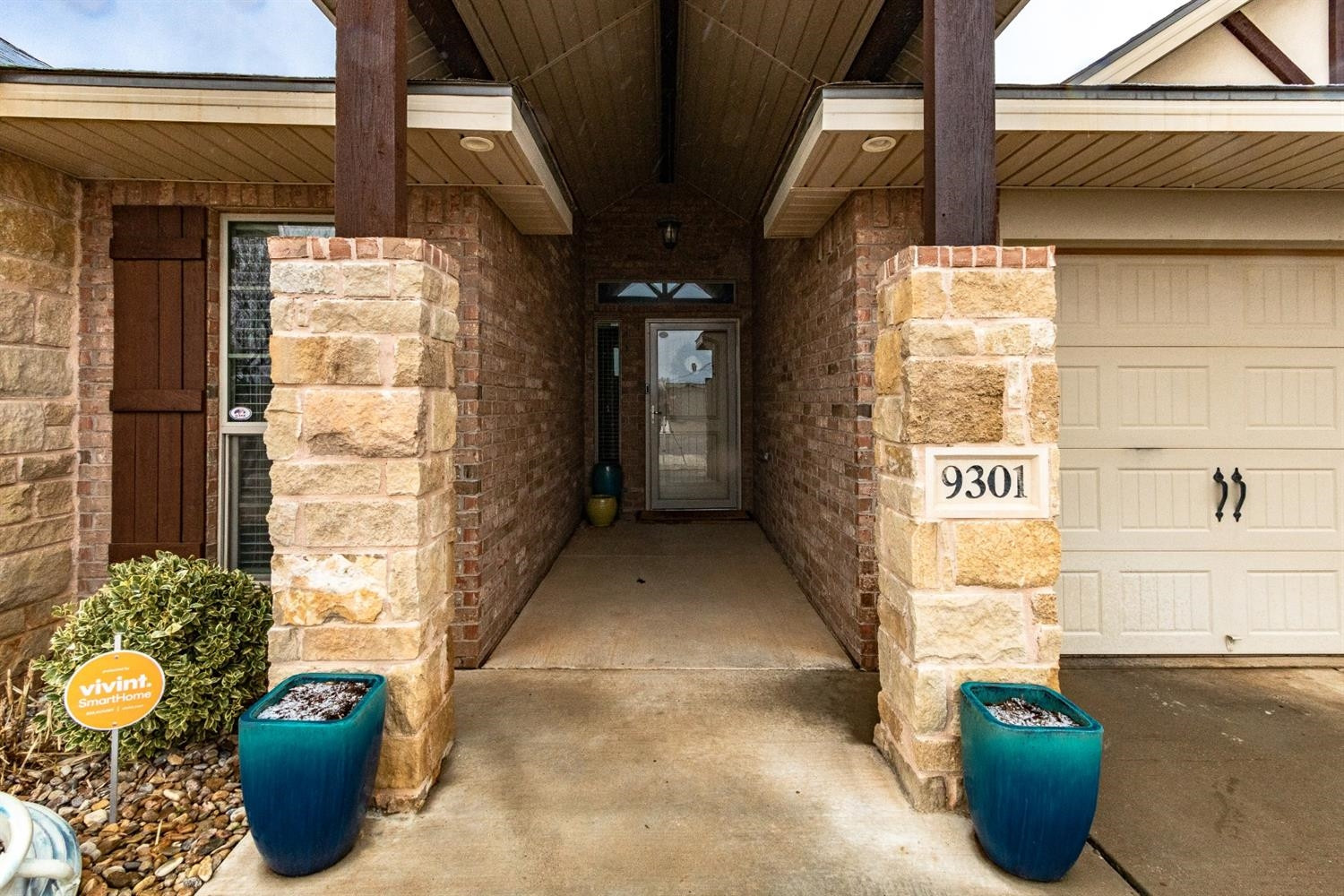 9301 Rochester Avenue Lubbock, TX 79424 - Photo 9 of 49 a view of path along with building