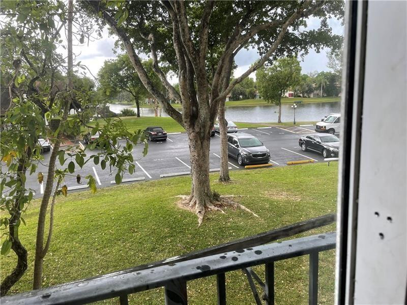 3690 Inverrary Drive, Unit 2Z Lauderhill, FL 33319 - Photo 23 of 38 Photo 15
