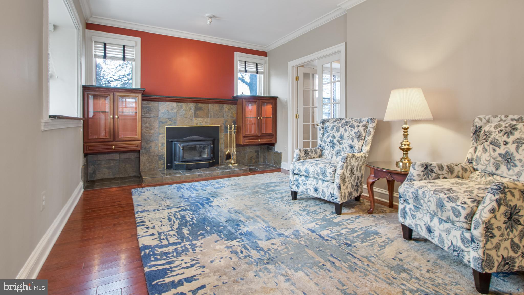 4607 Powder Mill Road Beltsville, MD 20705 - Photo 10 of 110 There is a Spotlight to Highlight the Mantle