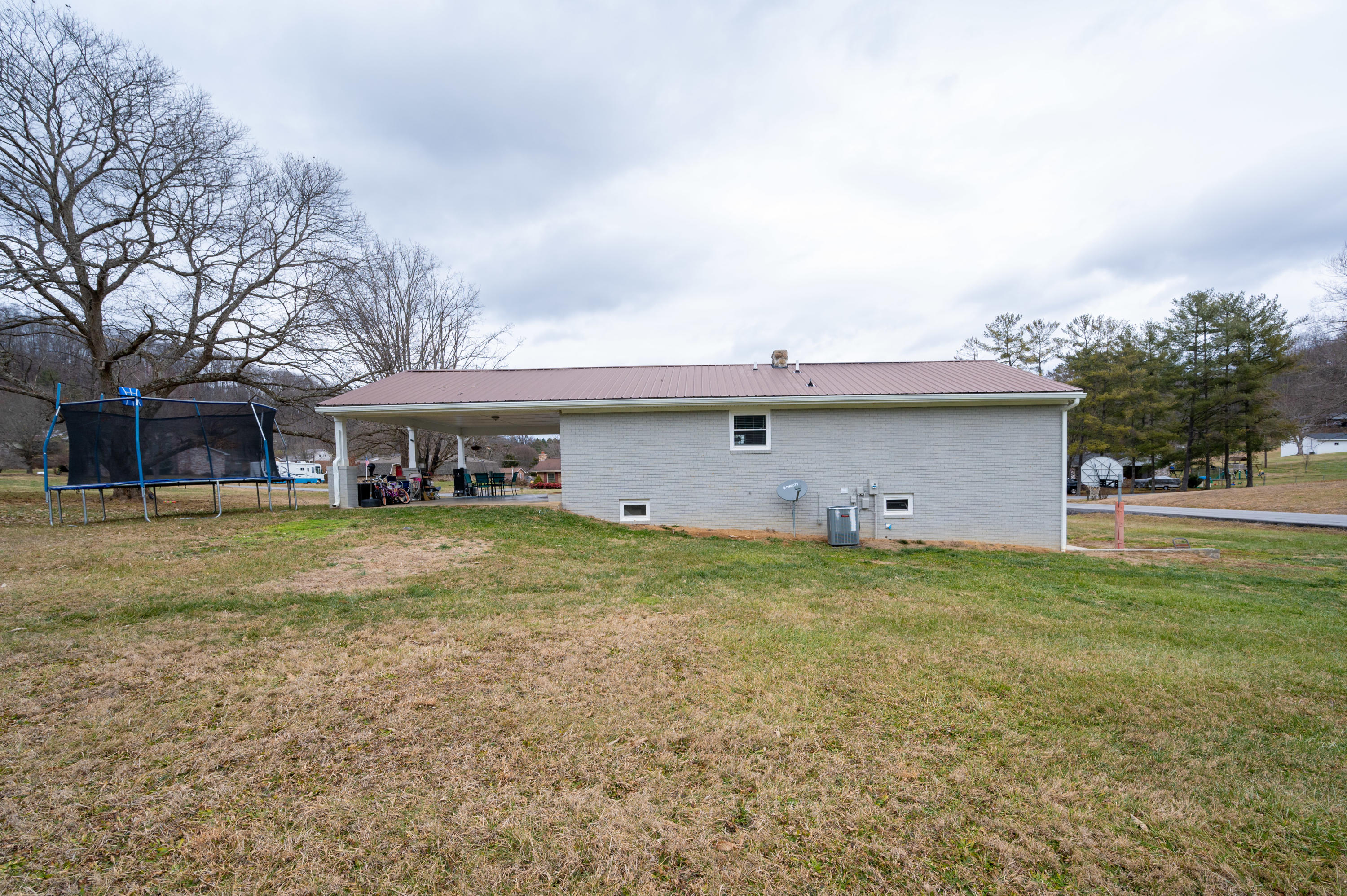 364 Raventree Drive Kingsport, TN 37664 - Photo 34 of 40 Raventree-13