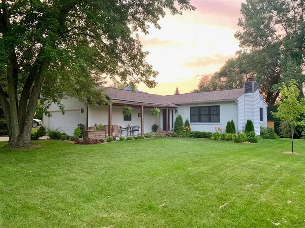 $2,500 | 1825 Northbrook Drive, Ann Arbor, MI 48103
