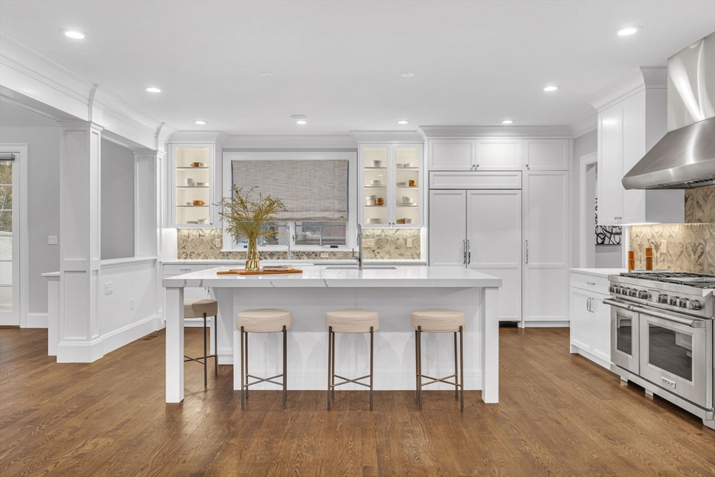 34 Stratford Road Needham, MA 02492 - Photo 13 of 42