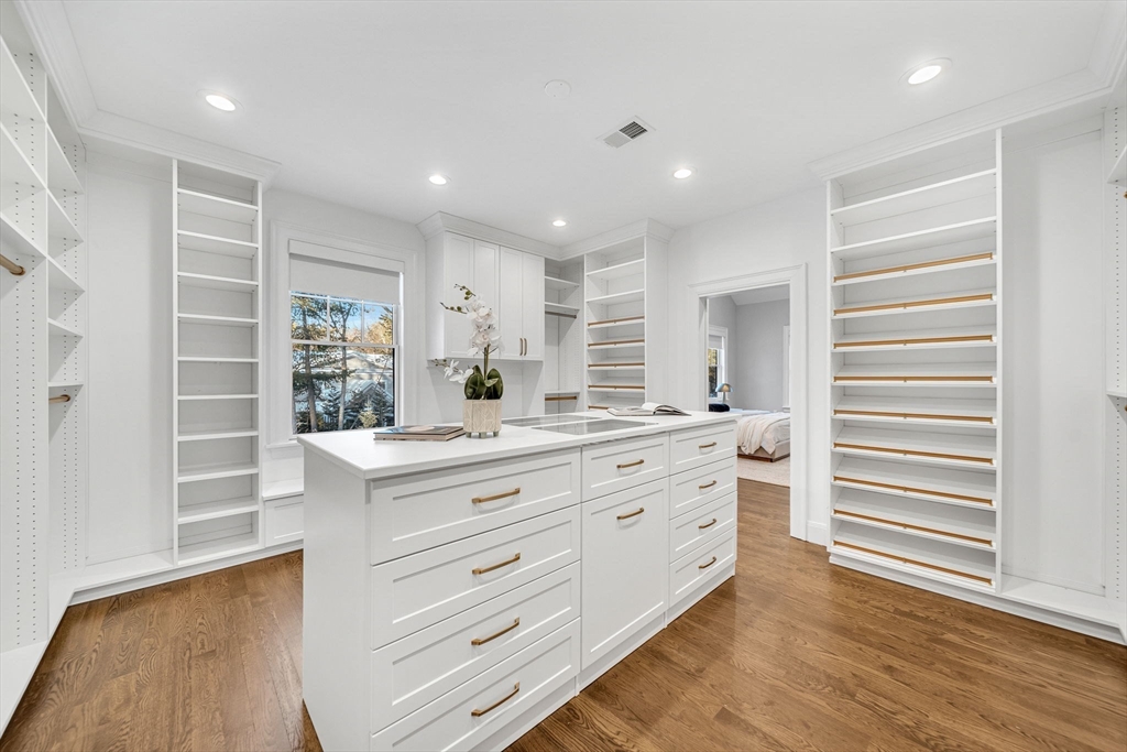 34 Stratford Road Needham, MA 02492 - Photo 25 of 42