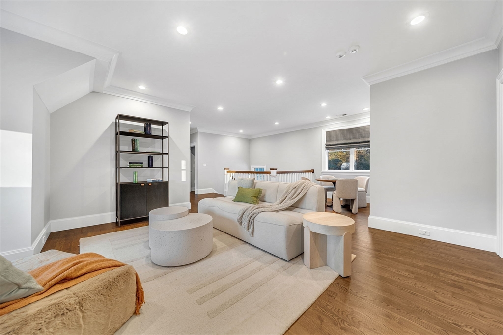 34 Stratford Road Needham, MA 02492 - Photo 27 of 42