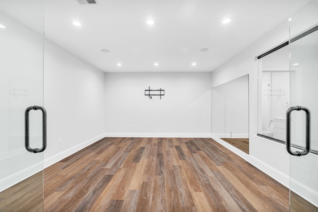 34 Stratford Road Needham, MA 02492 - Photo 34 of 42