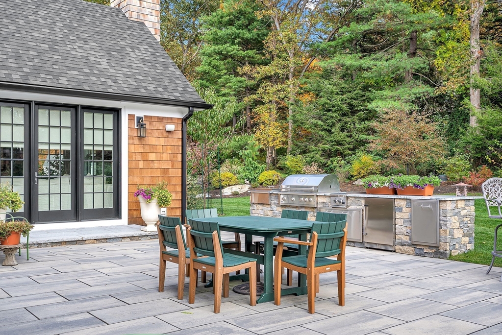 34 Stratford Road Needham, MA 02492 - Photo 37 of 42