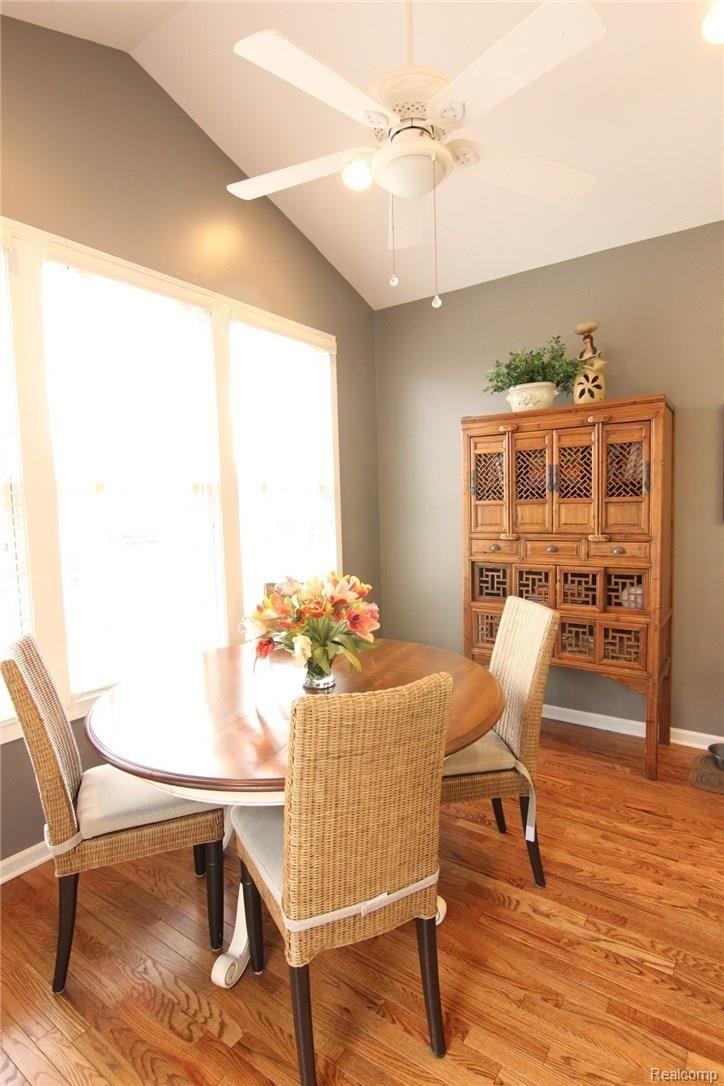 1679 Maple Creek Court, Unit 47 Rochester, MI 48306 - Photo 17 of 31 IMG_6629.jpg