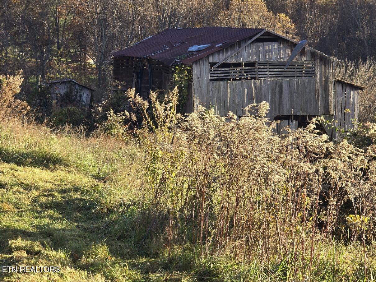 201 Elihu Road Sneedville, TN 37869 - Photo 13 of 13 20251108_162033