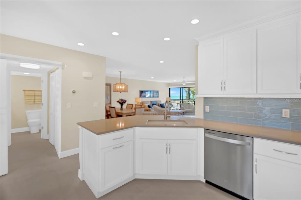 9226 Midnight Pass Road, Unit 3B Sarasota, FL 34242 - Photo 15 of 87