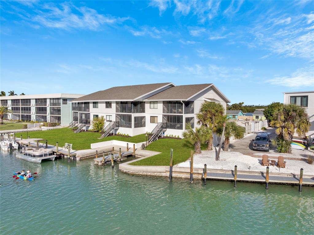 9226 Midnight Pass Road, Unit 3B Sarasota, FL 34242 - Photo 43 of 87