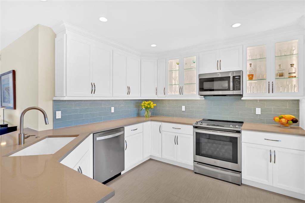 9226 Midnight Pass Road, Unit 3B Sarasota, FL 34242 - Photo 9 of 87