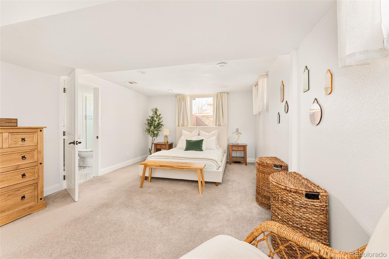 1865 South Logan Street Denver, CO 80210 - Photo 19 of 28