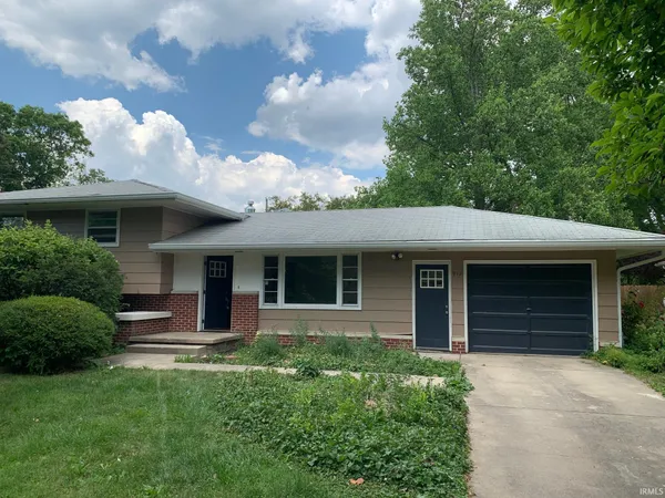 $1,725 | 912 Princess Drive, West Lafayette, IN 47906