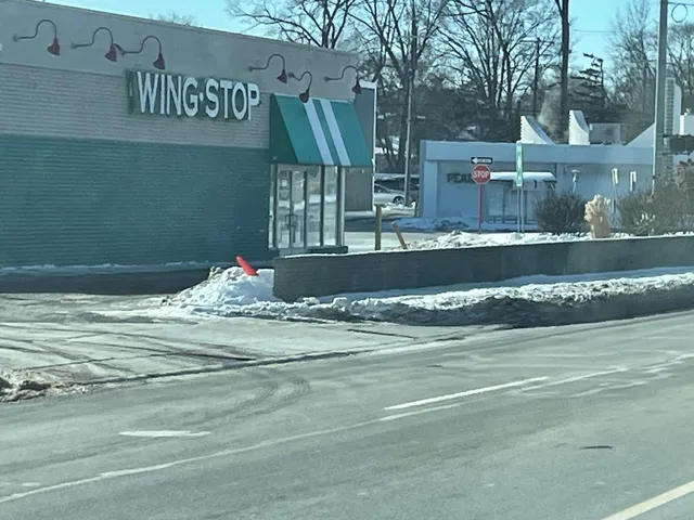 $147,900 | 1717 East 14 Mile Road, Unit C, Birmingham, MI 48009