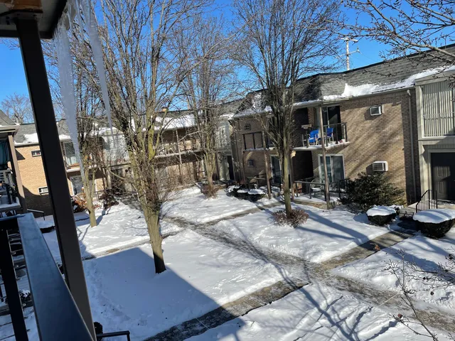 $147,900 | 1717 East 14 Mile Road, Unit C, Birmingham, MI 48009