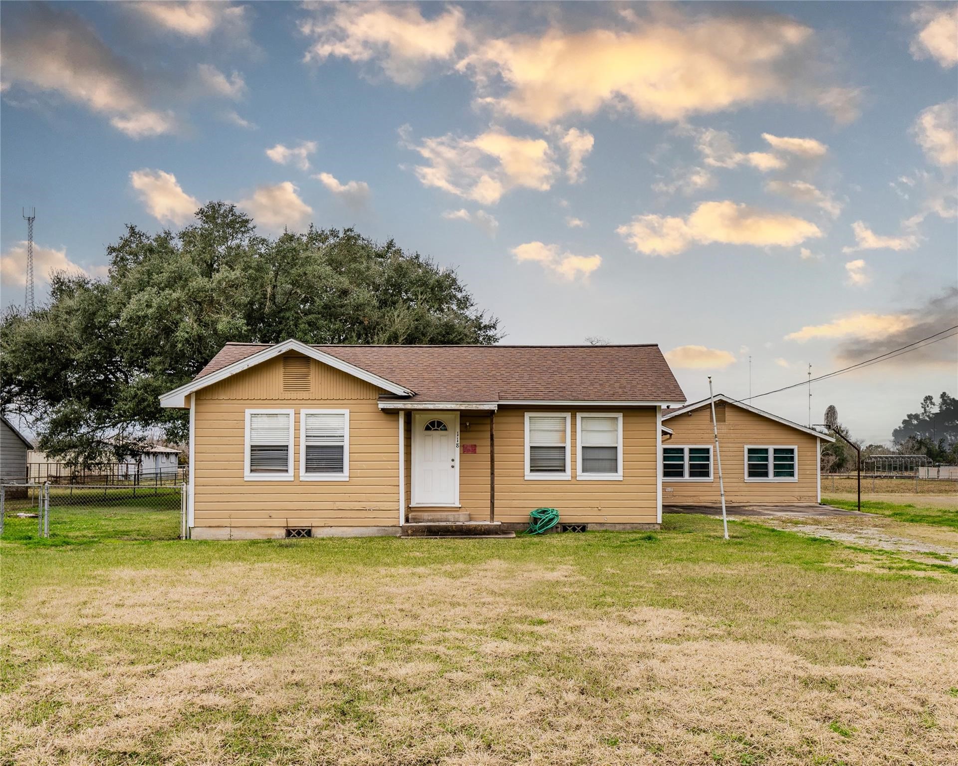 118 Cedarvale Road Bay City, TX 77414 - Photo 5 of 13