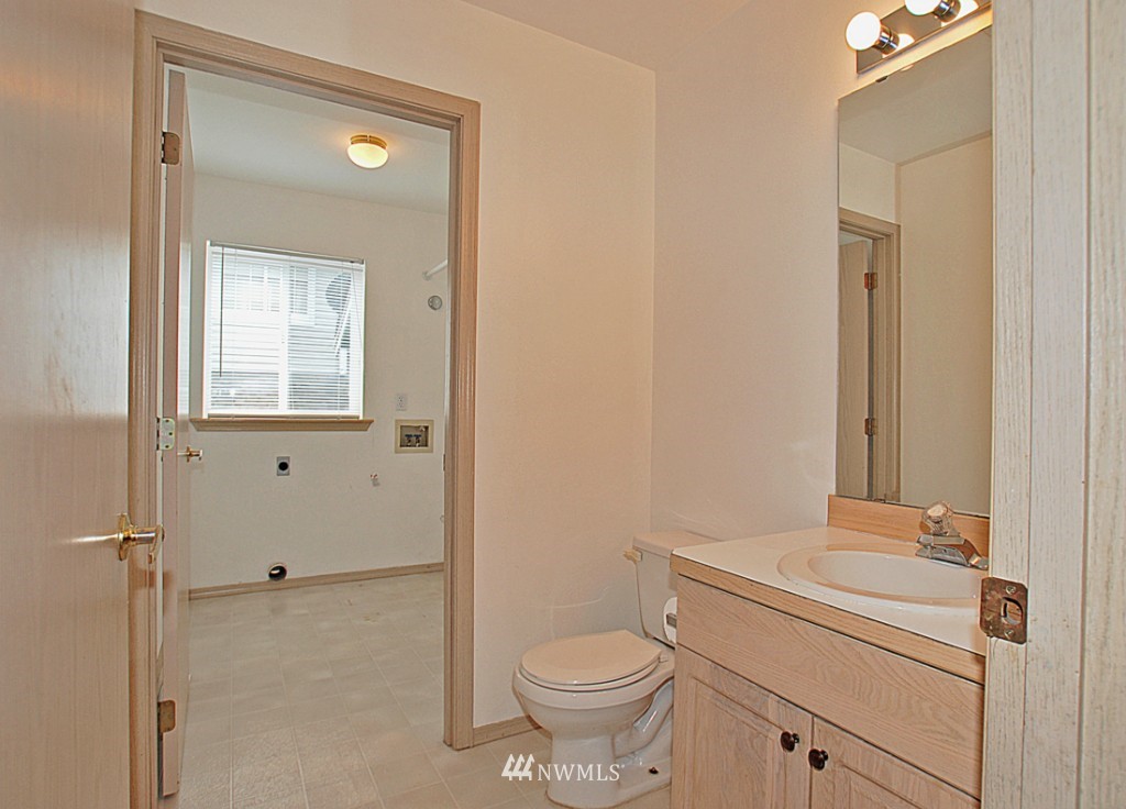 20123 7th Avenue Southeast Bothell, WA 98012 - Photo 14 of 15